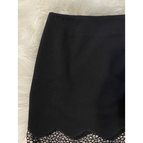 Lush black lace mesh hem mini skirt size M - Picture 2 of 6